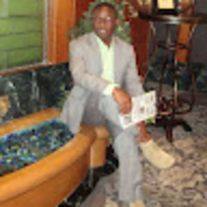 Meet your Posher, Bayo